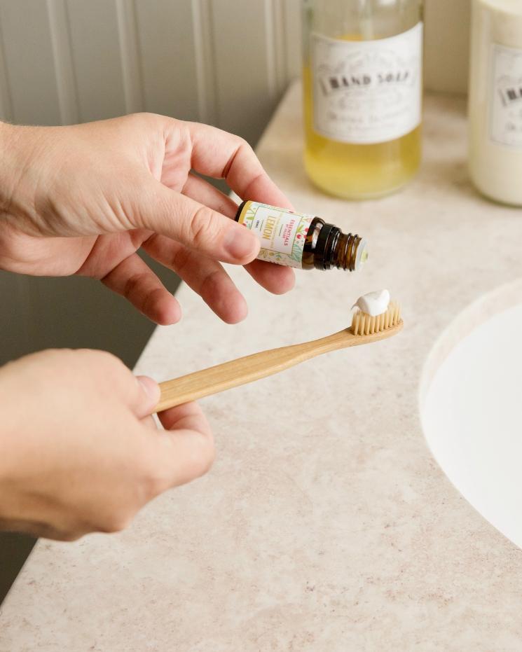 Lemon Essential Oil - By Jillee Shop